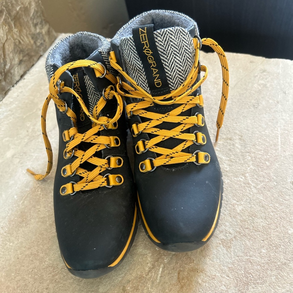 Cole Haan Zerogrand women’s ankle boots size 6